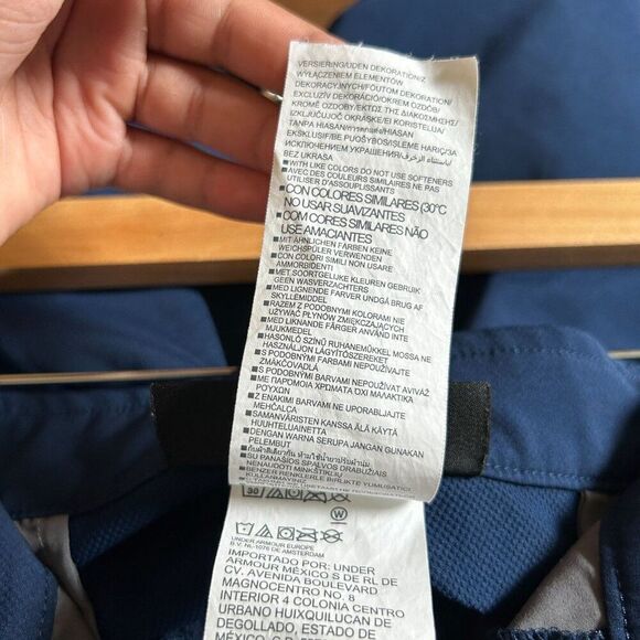 Under‎ Armour 40 Shorts Navy Loose Pockets Button Zip Belt Loop Tech Golf Shorts - Picture 8 of 8